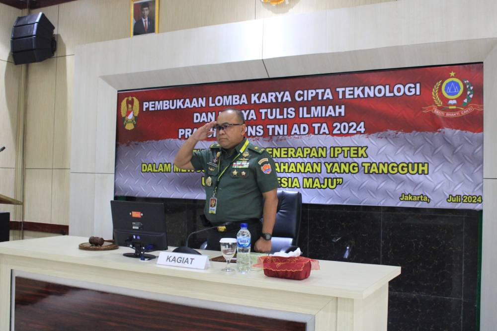 DISLITBANG TNI AD ADAKAN LOMBA KCT DAN KTI PRAJURIT/PNS TNI AD TA 2024